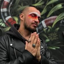 22