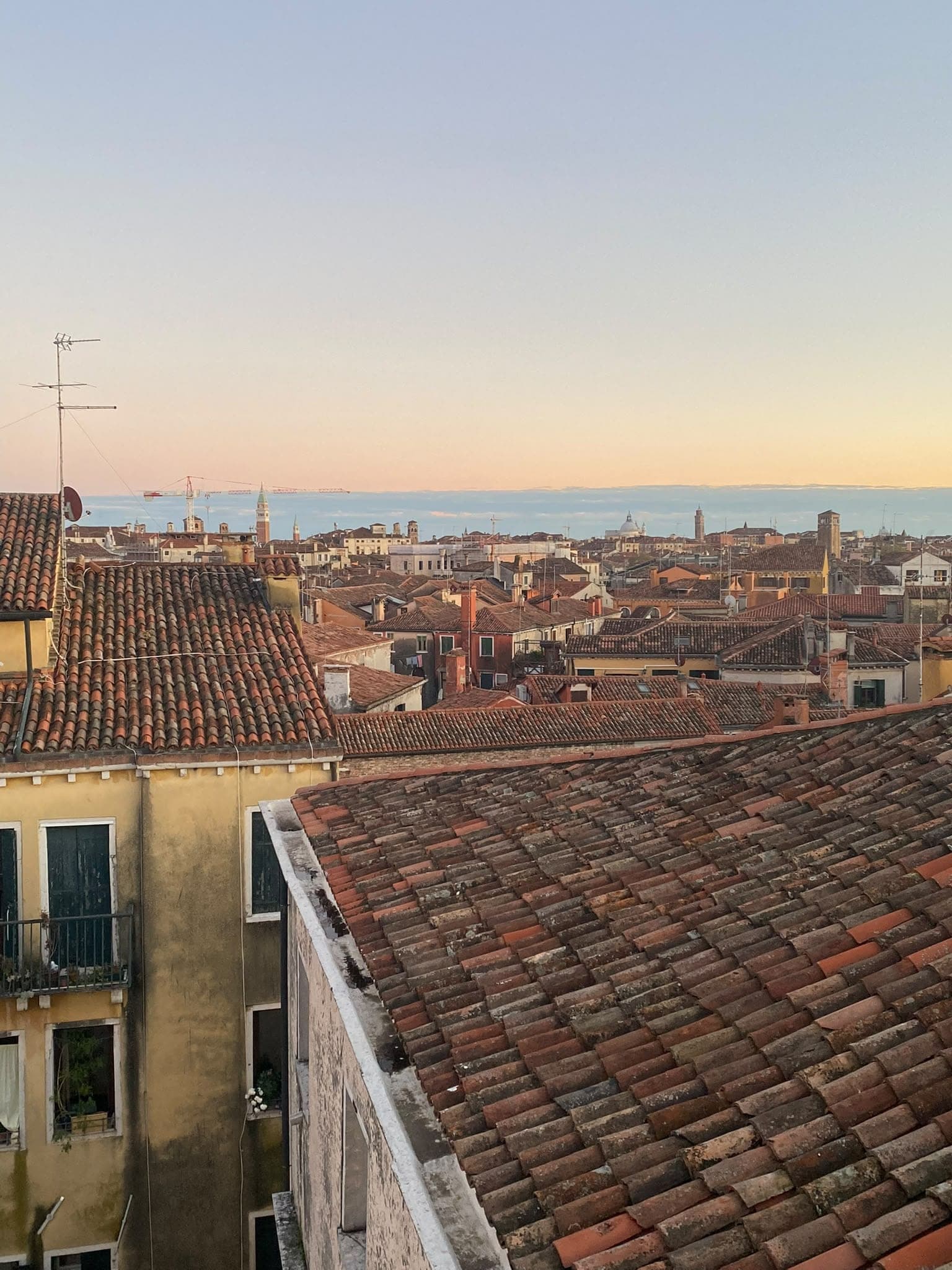 In the Heart of Venice: Upstairs a cool studio/ apartment, Downstairs a space to exhibit and sell.